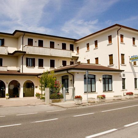 Hotel Ristorante Dotto Varago Eksteriør bilde