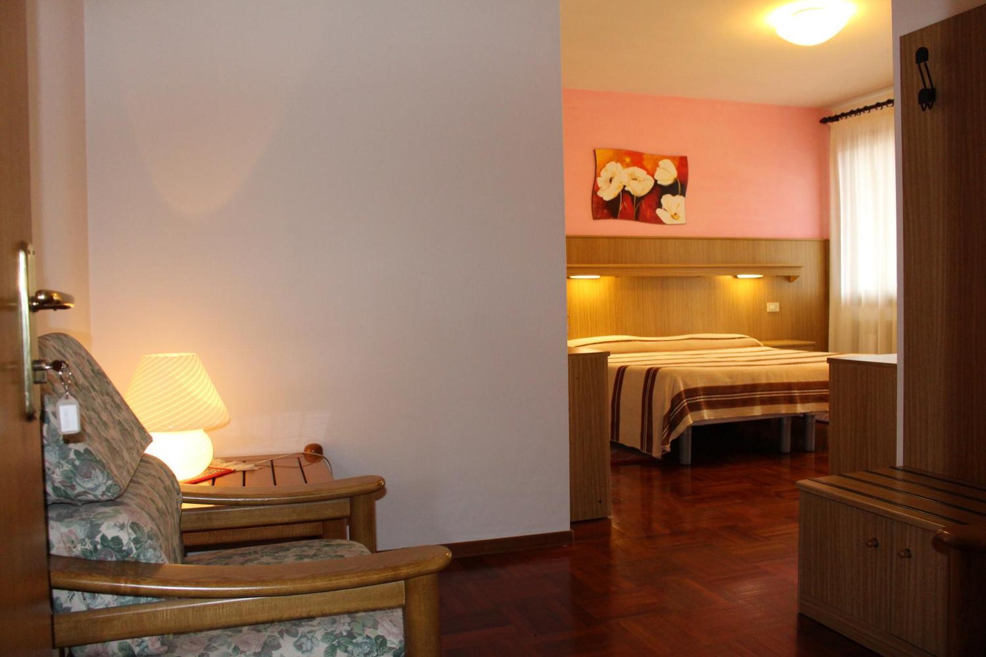 Hotel Ristorante Dotto Varago Rom bilde