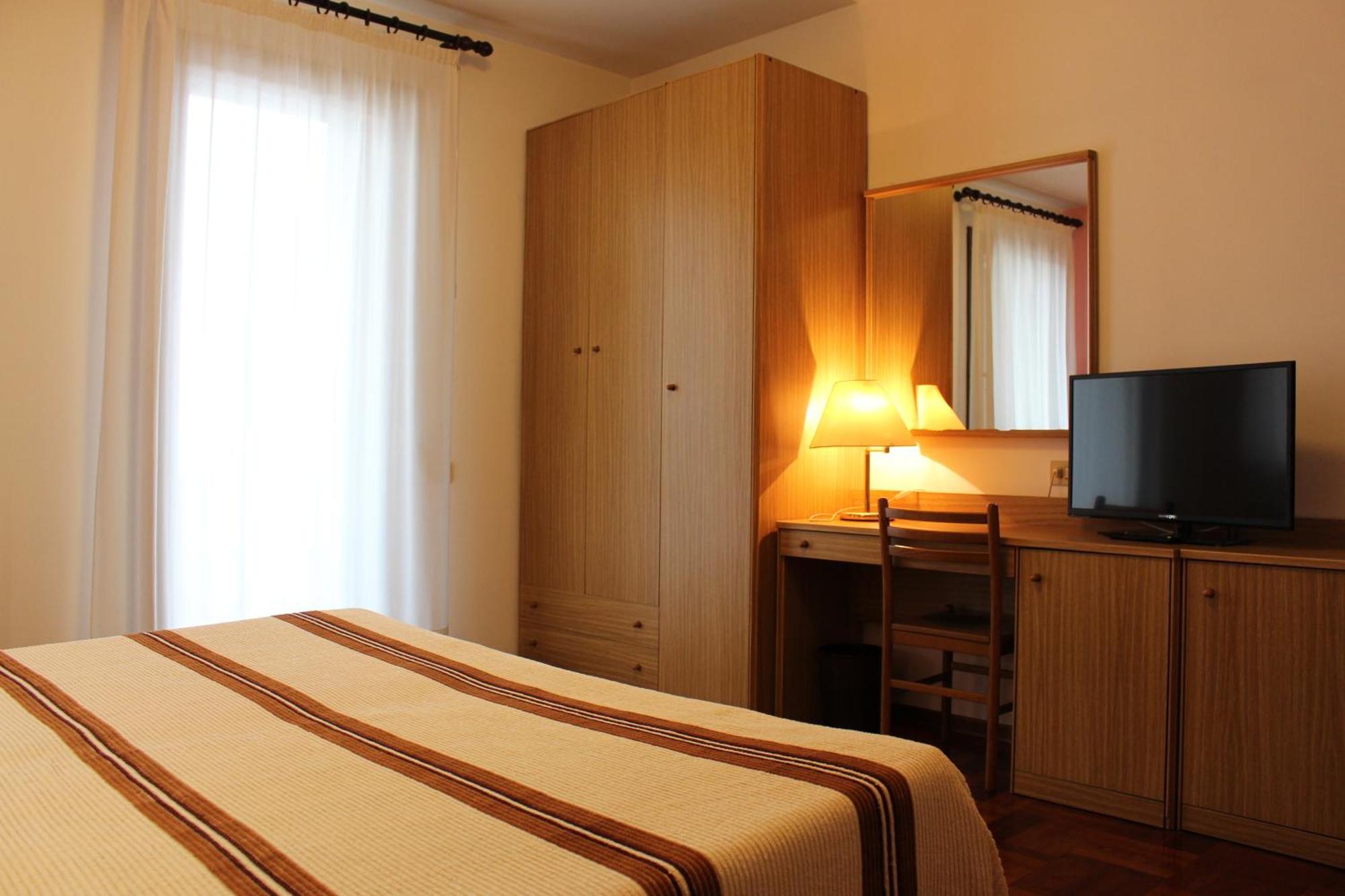 Hotel Ristorante Dotto Varago Rom bilde