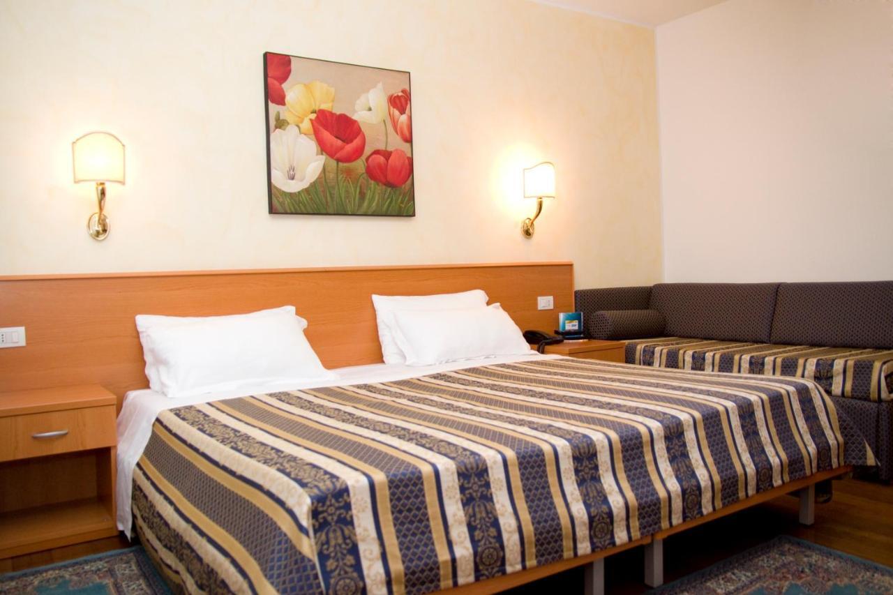 Hotel Ristorante Dotto Varago Rom bilde